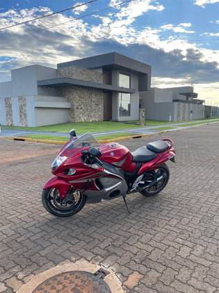SUZUKI HAYABUSA GSX1300RA SUZUKI HAYABUSA GSX1300RA